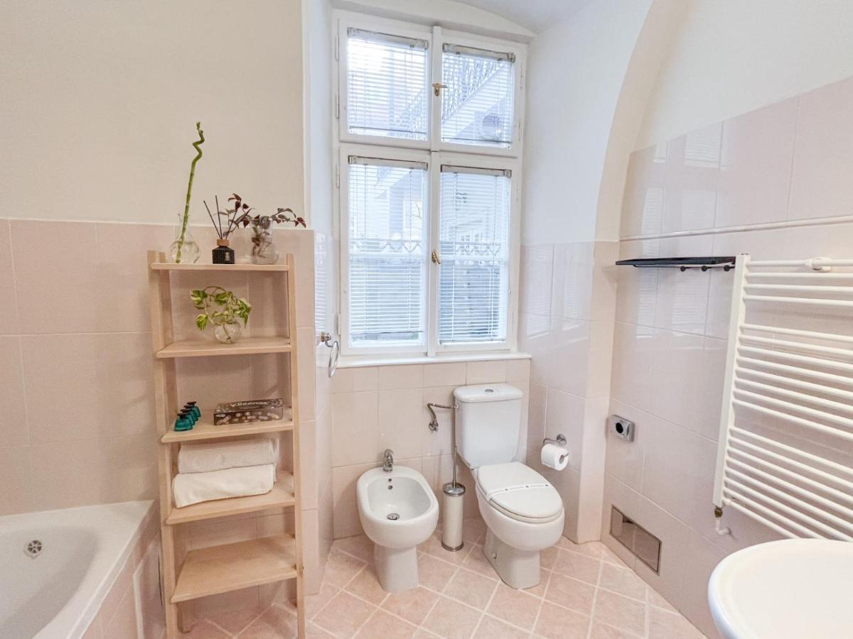 Best Price & Location - Historic Square Residency Prague Exterior photo
