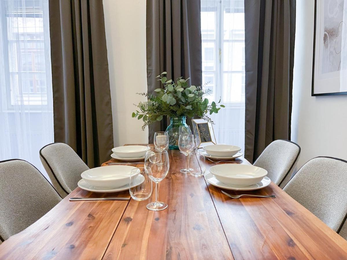 Best Price & Location - Historic Square Residency Prague Exterior photo